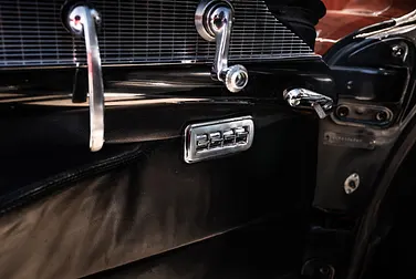 #<Image:0x00007f2fd93ed860>