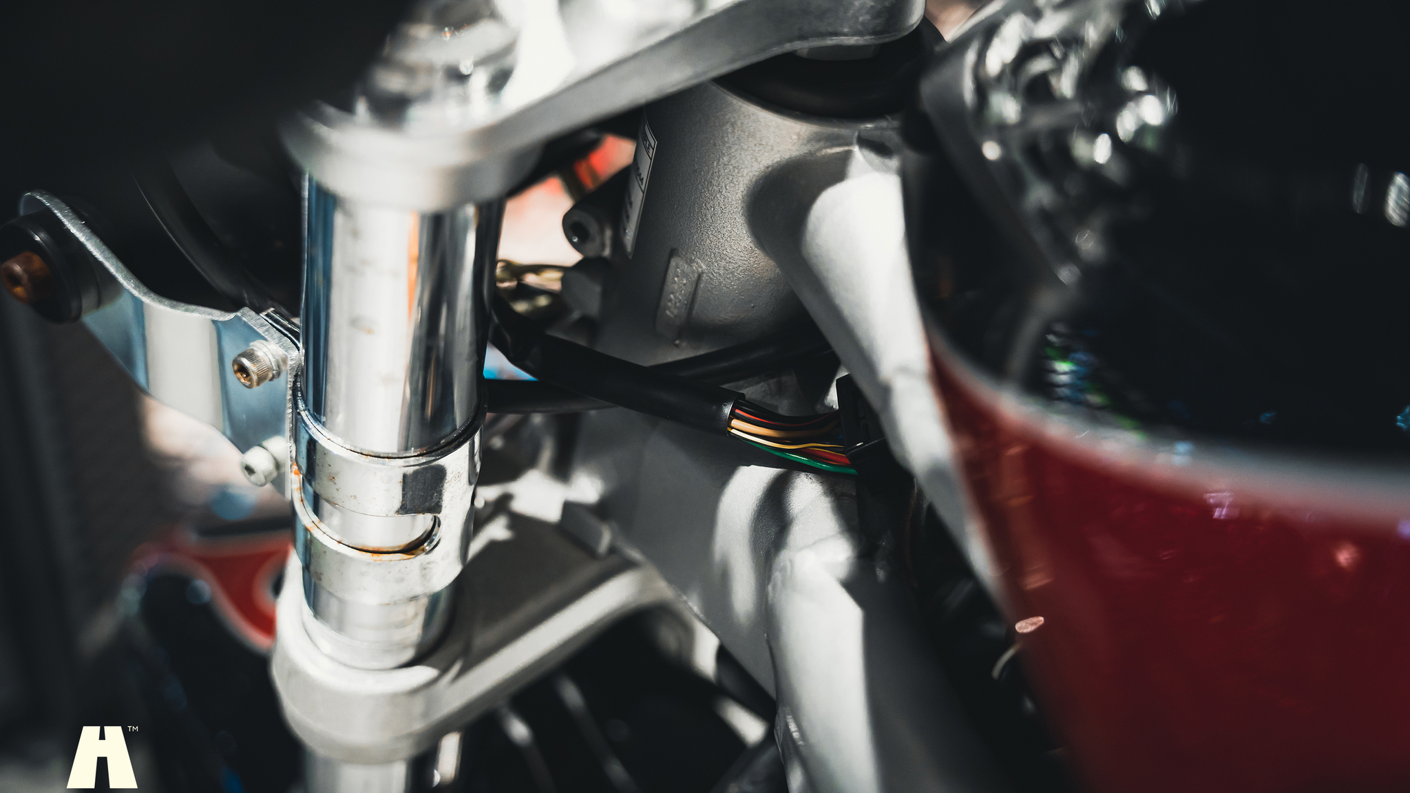 Image of 2001 Triumph Speed Triple (37) mechanics