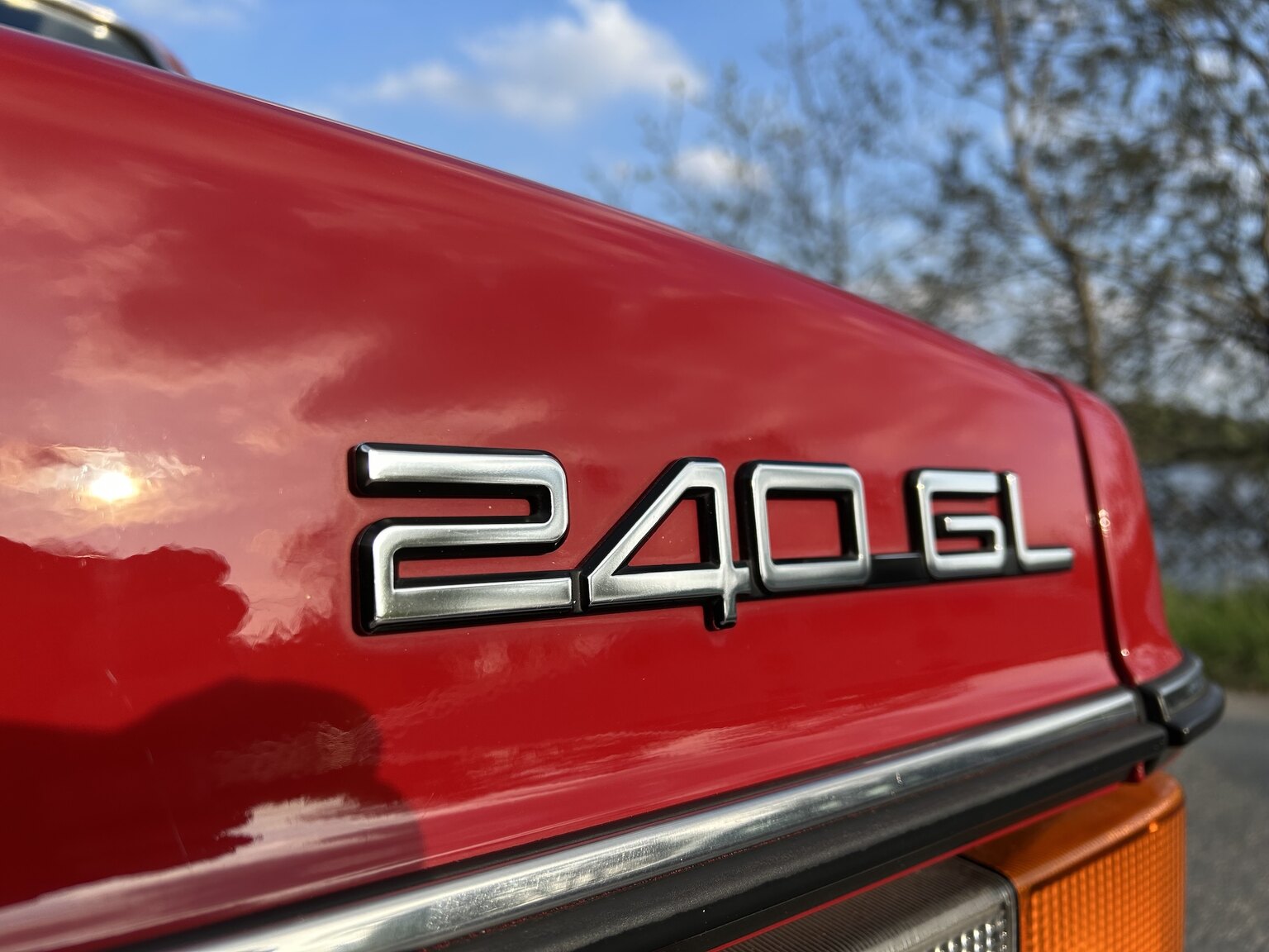 Exterior image of 1990 Volvo 240 GL