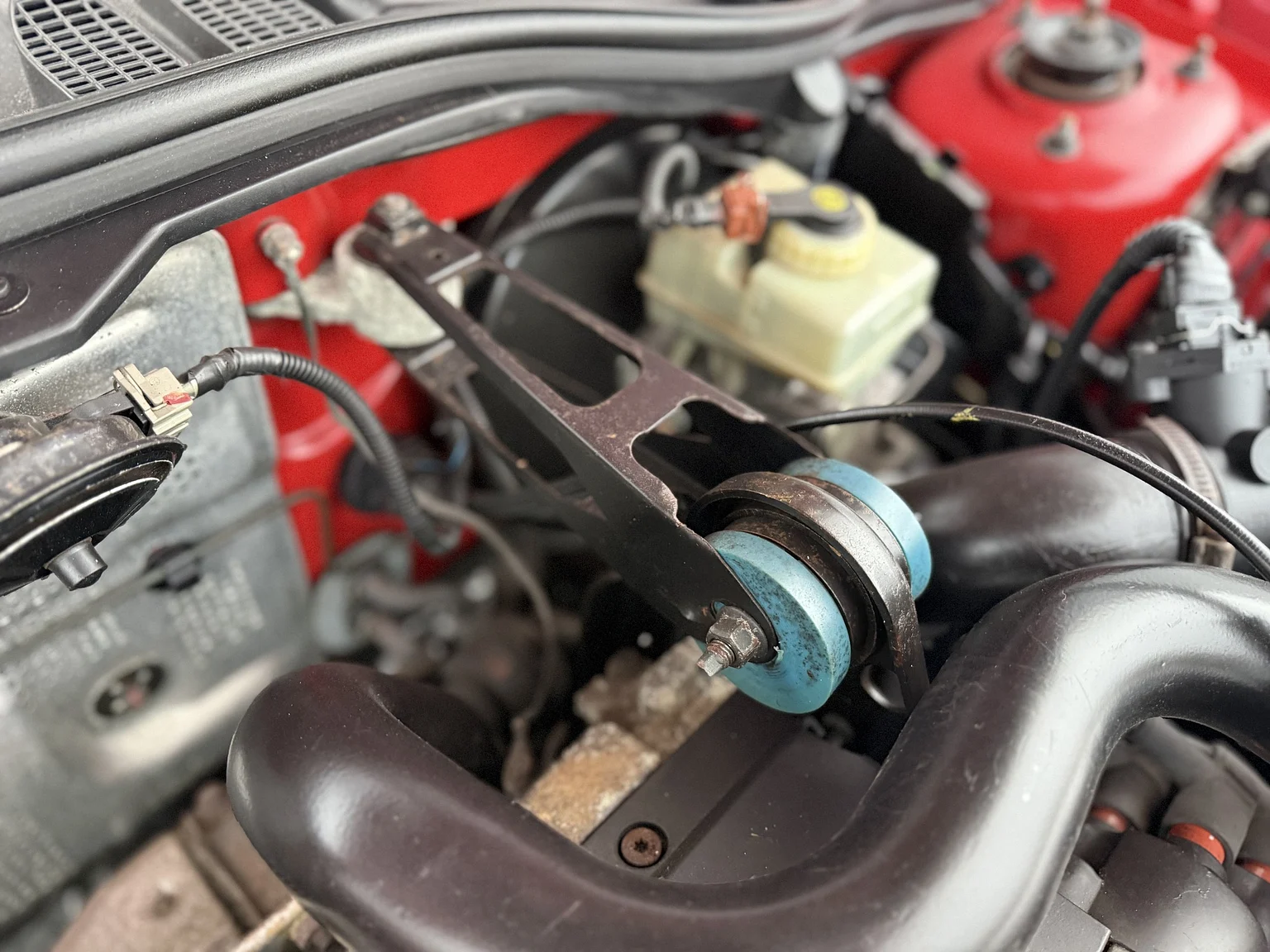 Image of 1996 Volvo 850R (13) mechanics