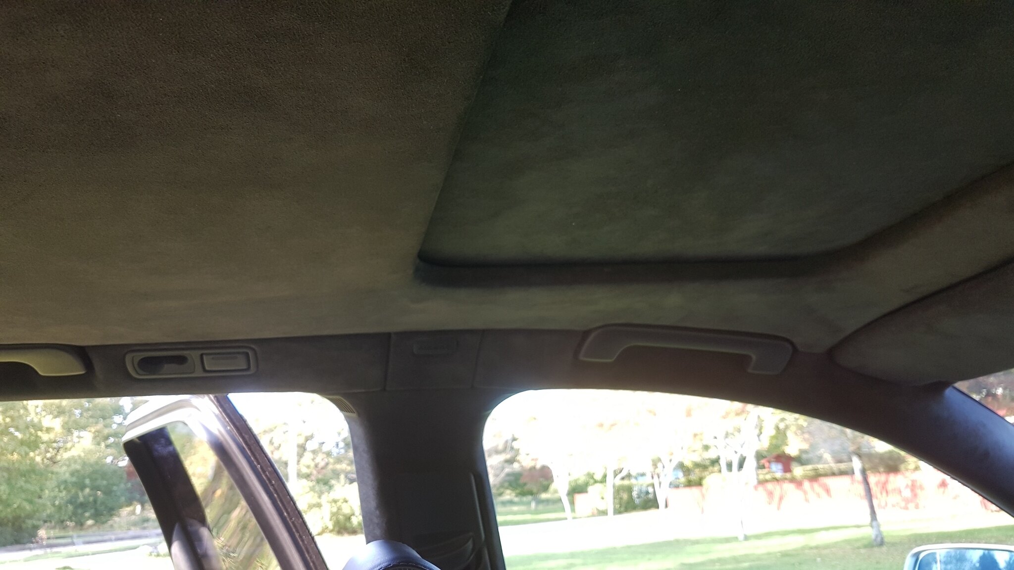 Interior image of 2000 Audi S6 Avant