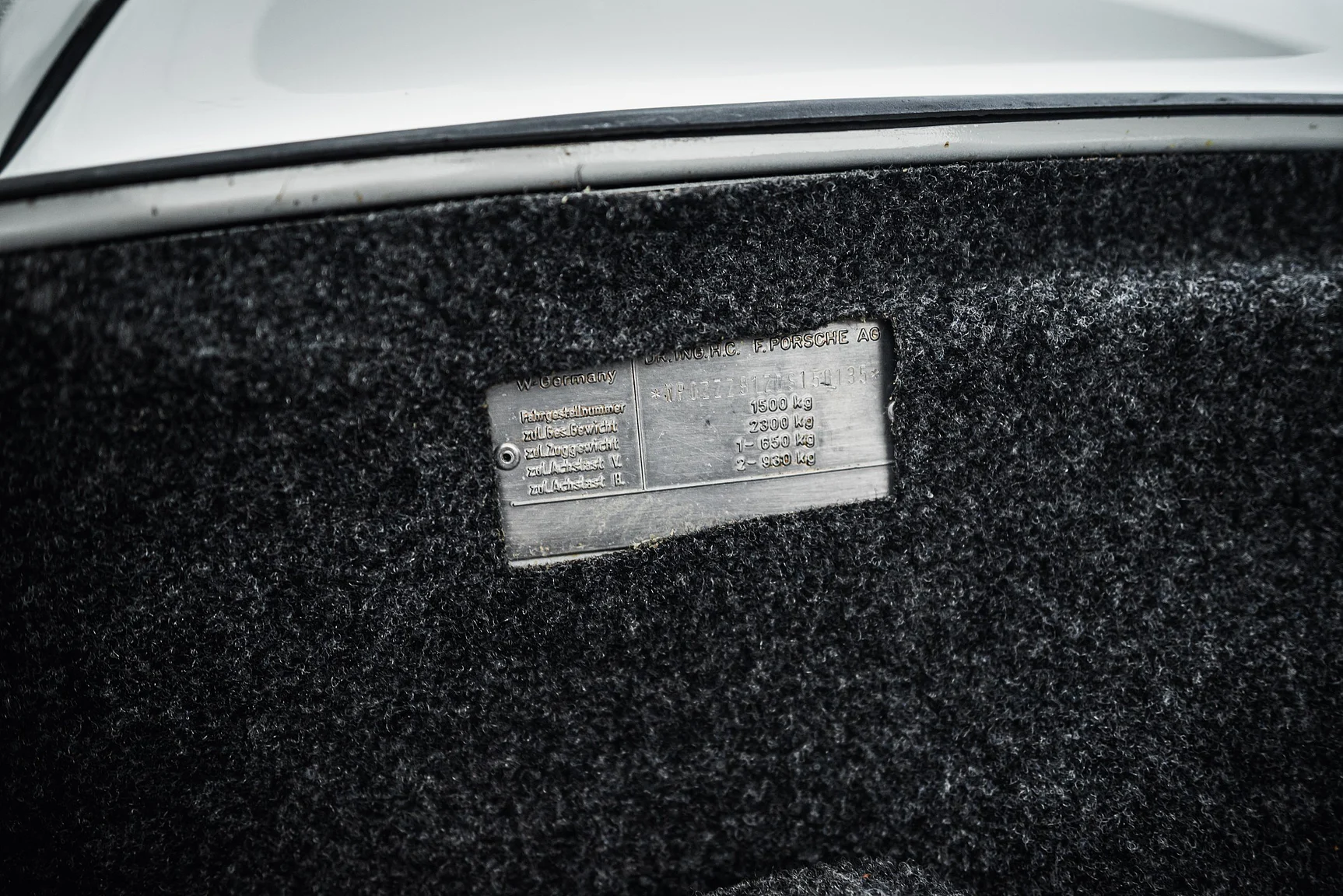 Innenraumfoto von 1983 Porsche 911 SC (67)