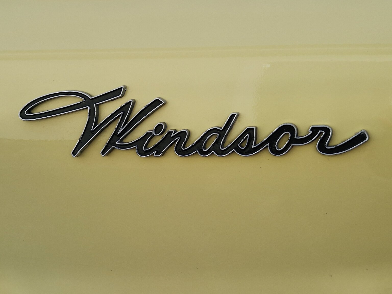 Exteriörbild på 1961 Chrysler Windsor Coupé
