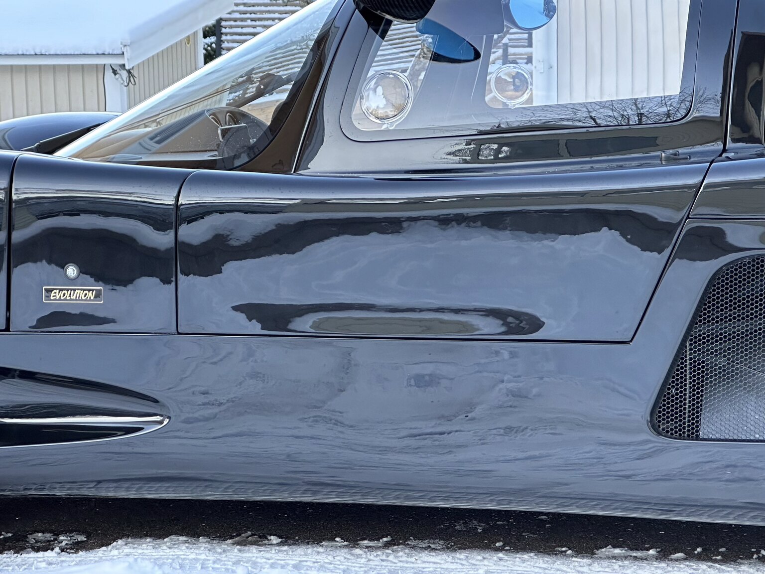Exterior image of 2021 Ultima Evolution LS3