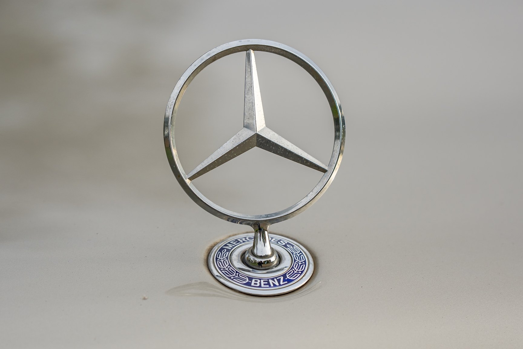 Exteriörbild på 1992 Mercedes-Benz 300 CE-24