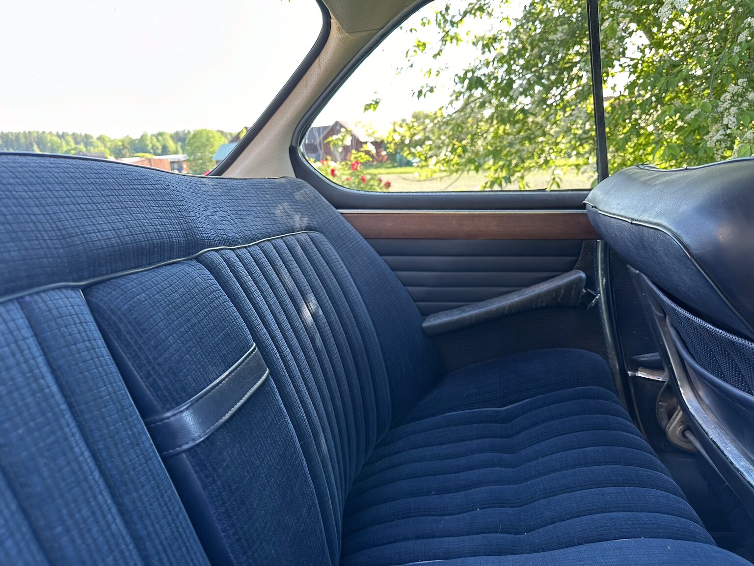 Interiörbild 1968 BMW 2000 CS