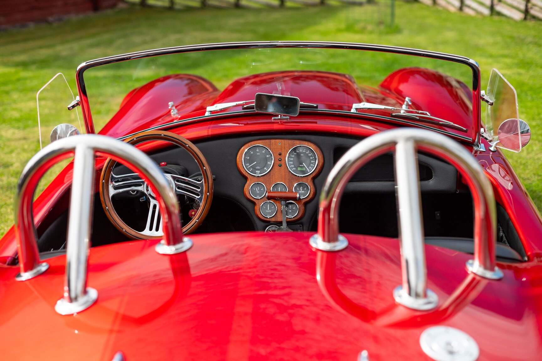 Innenraumfoto von 2011 AC Cobra Replika