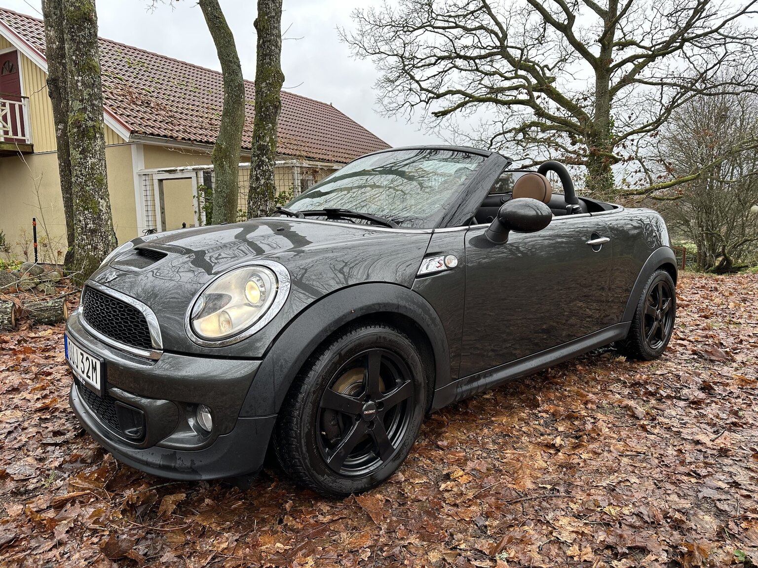Exteriörbild på 2012 Mini Cooper SD Roadster