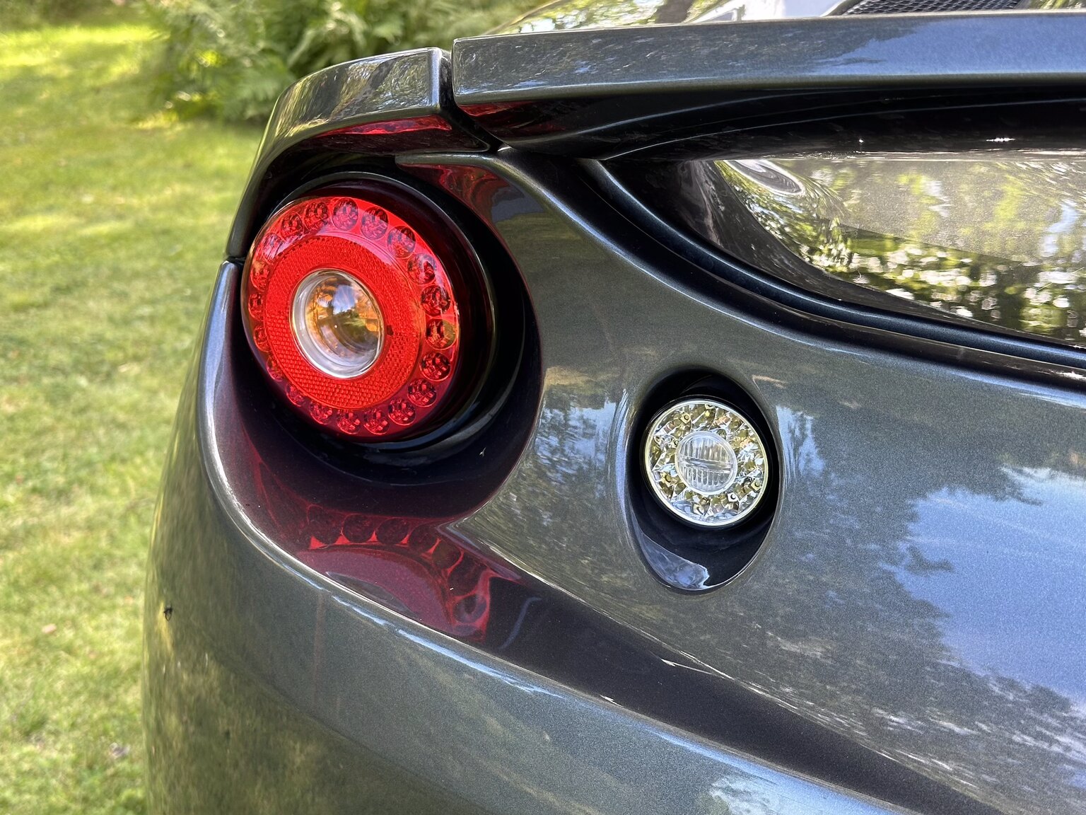 Exteriörbild på 2015 Lotus Evora S