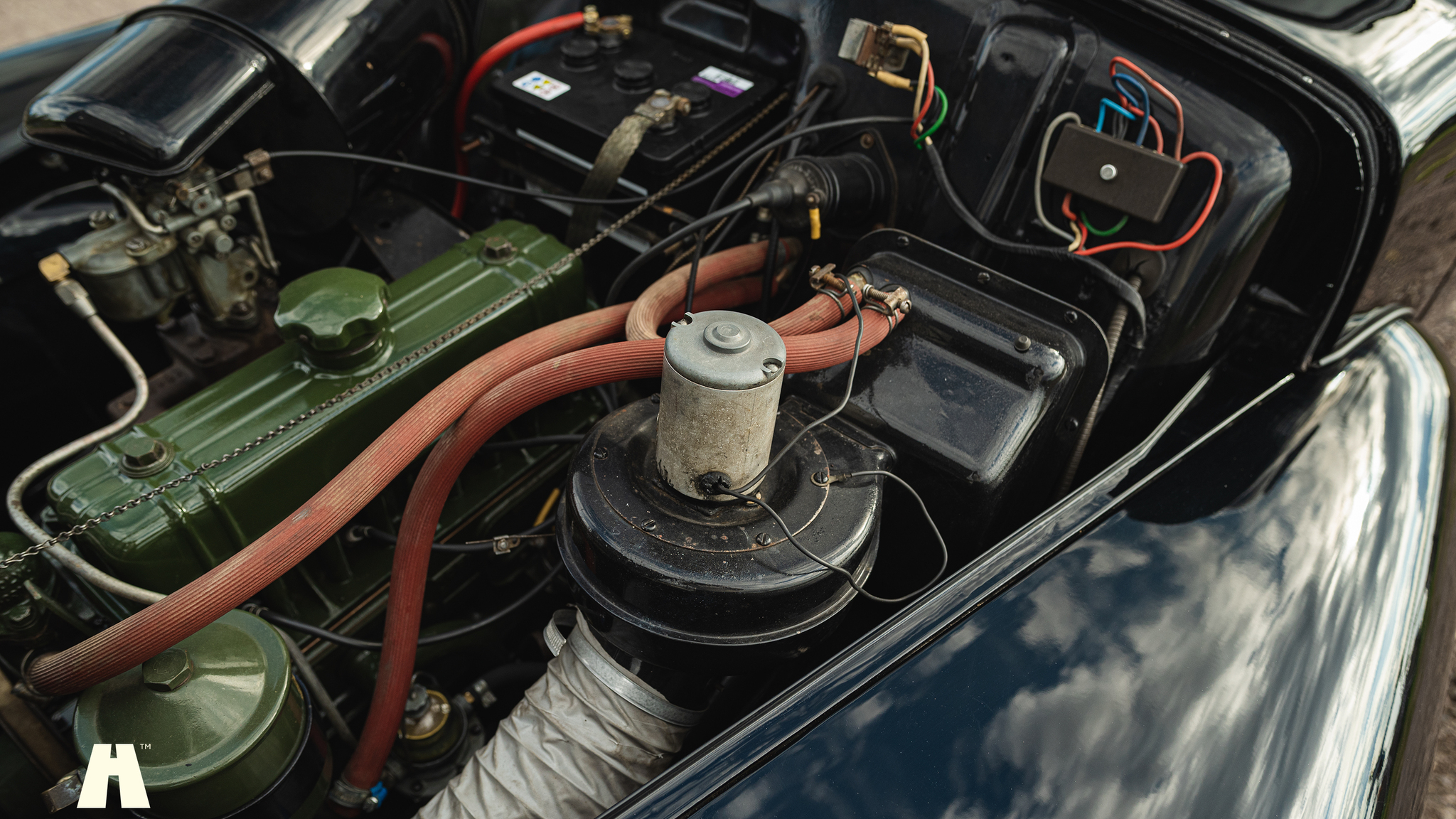 Image of 1953 Volvo PV 444E mechanics