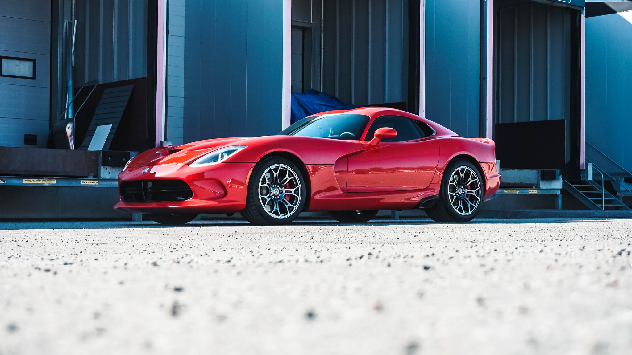 Exteriörbild på 2014 Dodge Viper GTS (21)