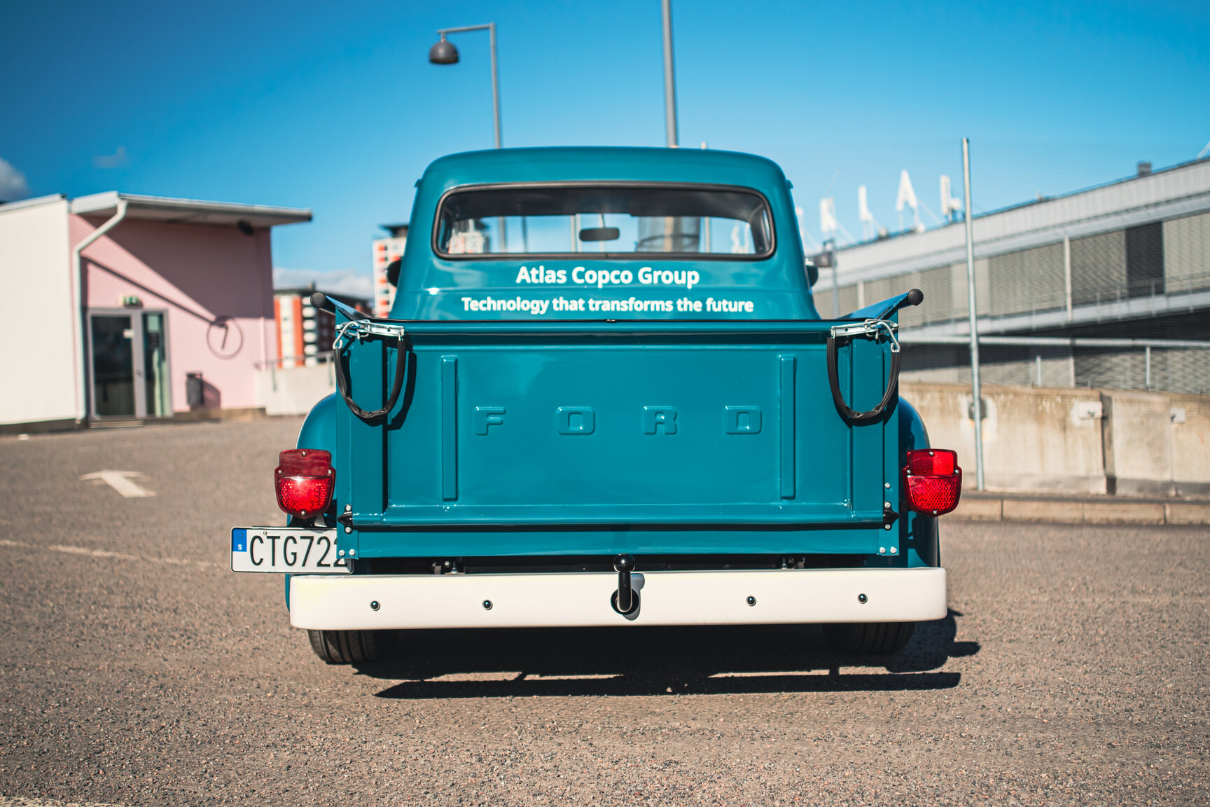 Aussenfoto 1956 FORD F100 Electric