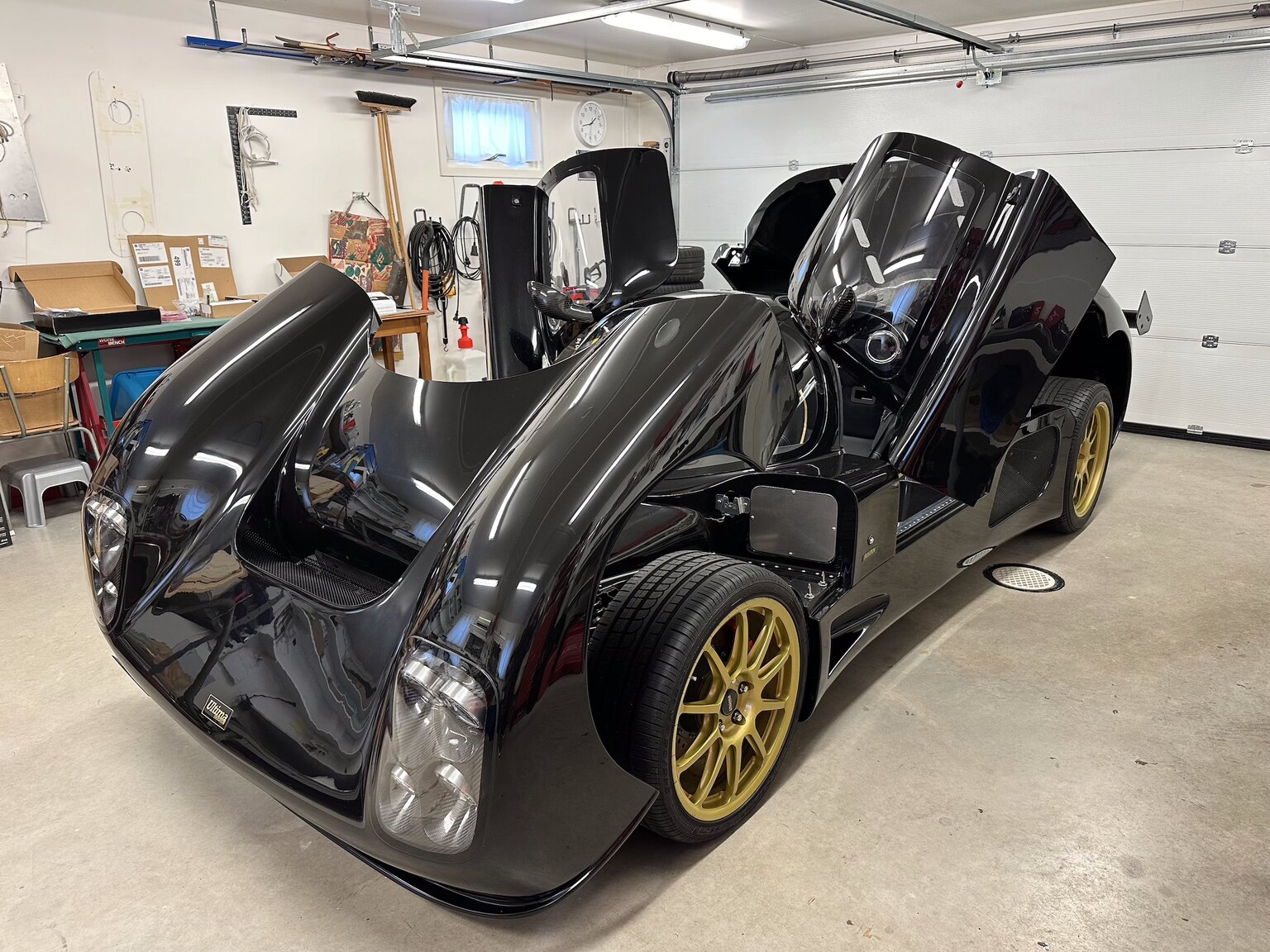 Exterior image of 2021 Ultima Evolution LS3