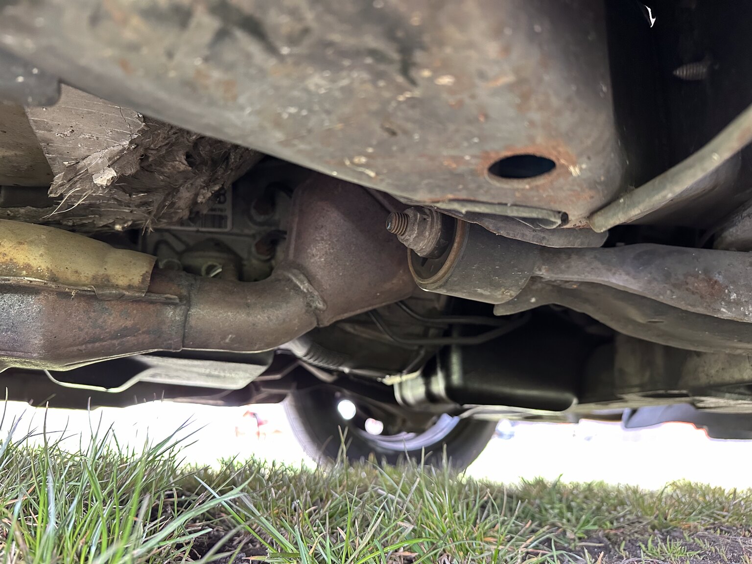 Image of 2011 Ford Crown Victoria New York Cab mechanics (26)