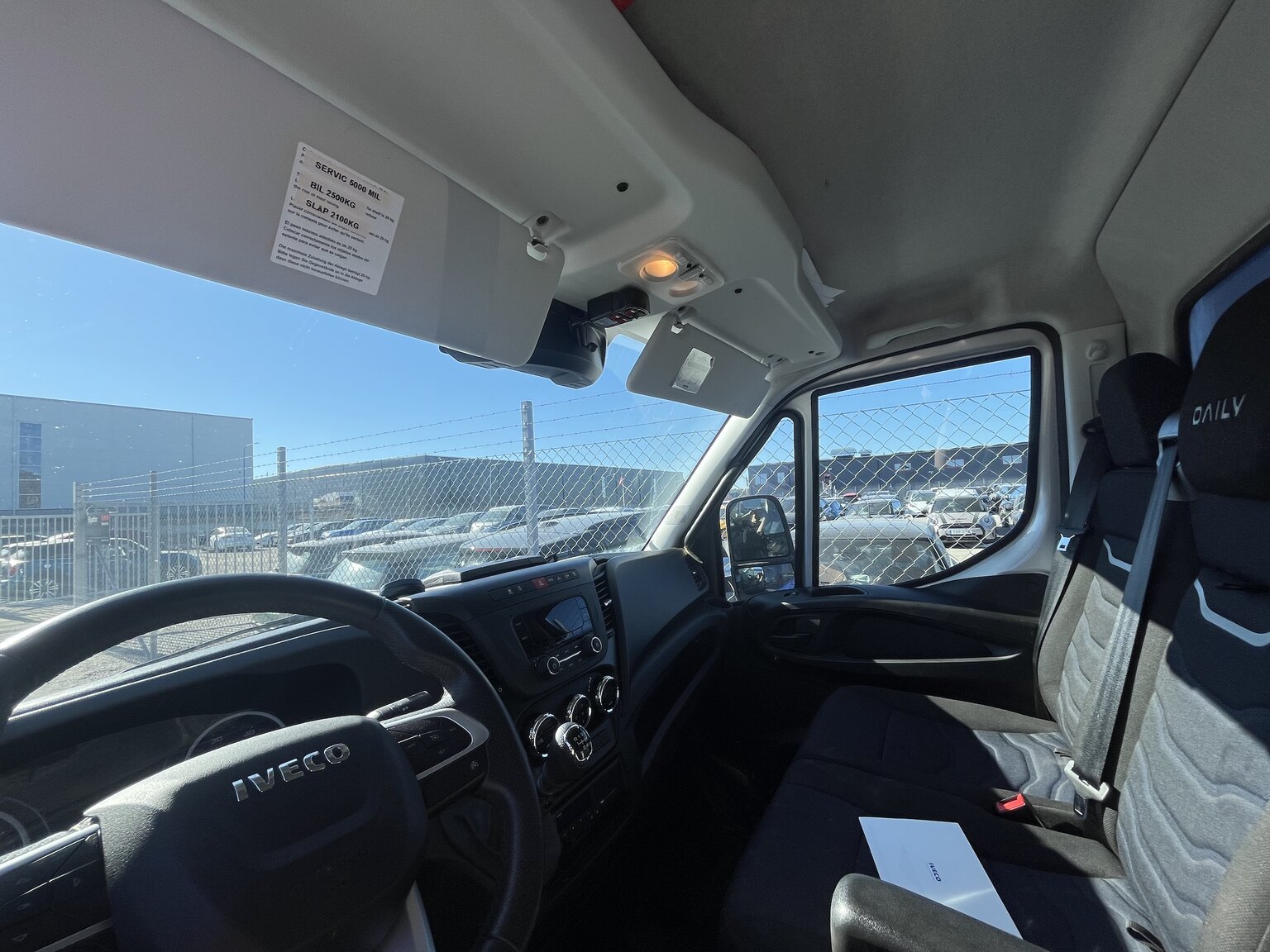 Interiörbild 2022 Iveco Daily 70-180 Chassis (Biltransport)