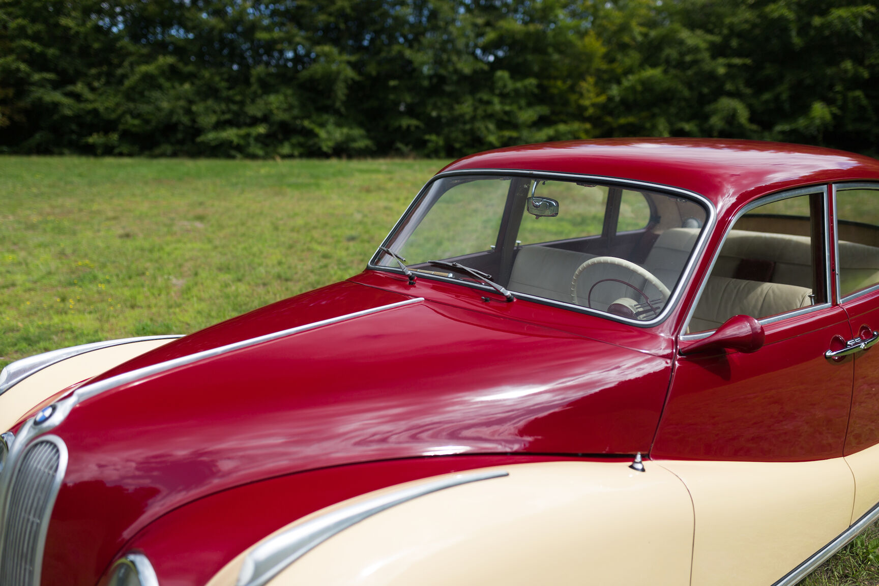 Exteriörbild på 1955 BMW 501 A Deluxe V8