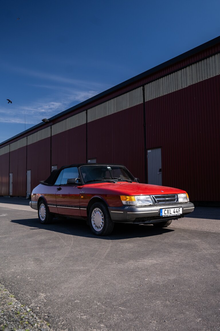 Exterior image of 1988 Saab 900 Turbo Convertible