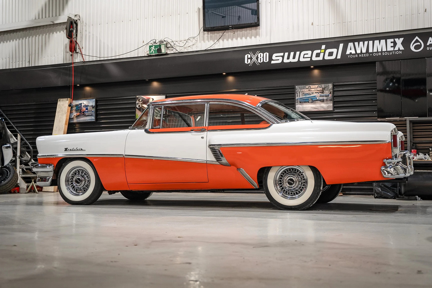 Exteriörbild på 1956 Mercury Montclair Sport Sedan (9)