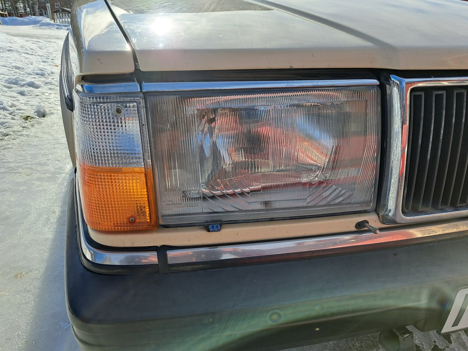 Exteriörbild på 1988 Volvo 240 GL