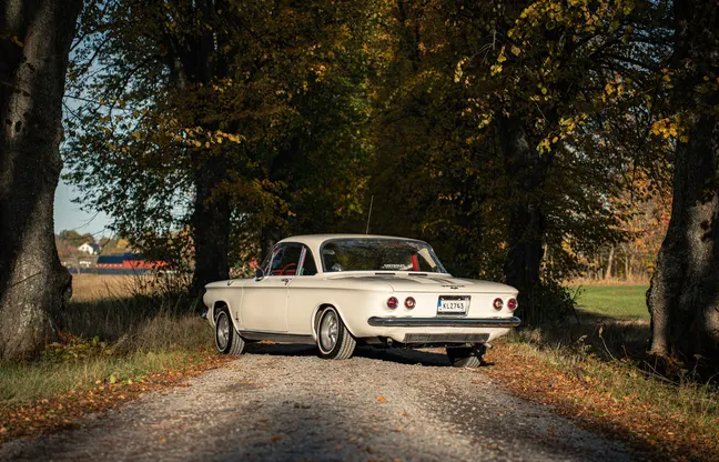 1963 Chevrolet Corvair Club Coupé – Exteriör