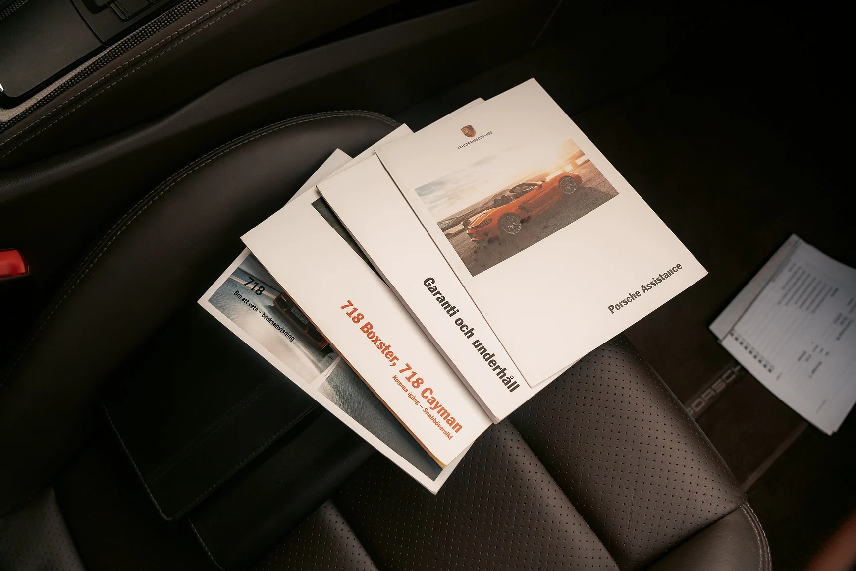 Dokumentation för 2017 Porsche 718 Cayman S (1)