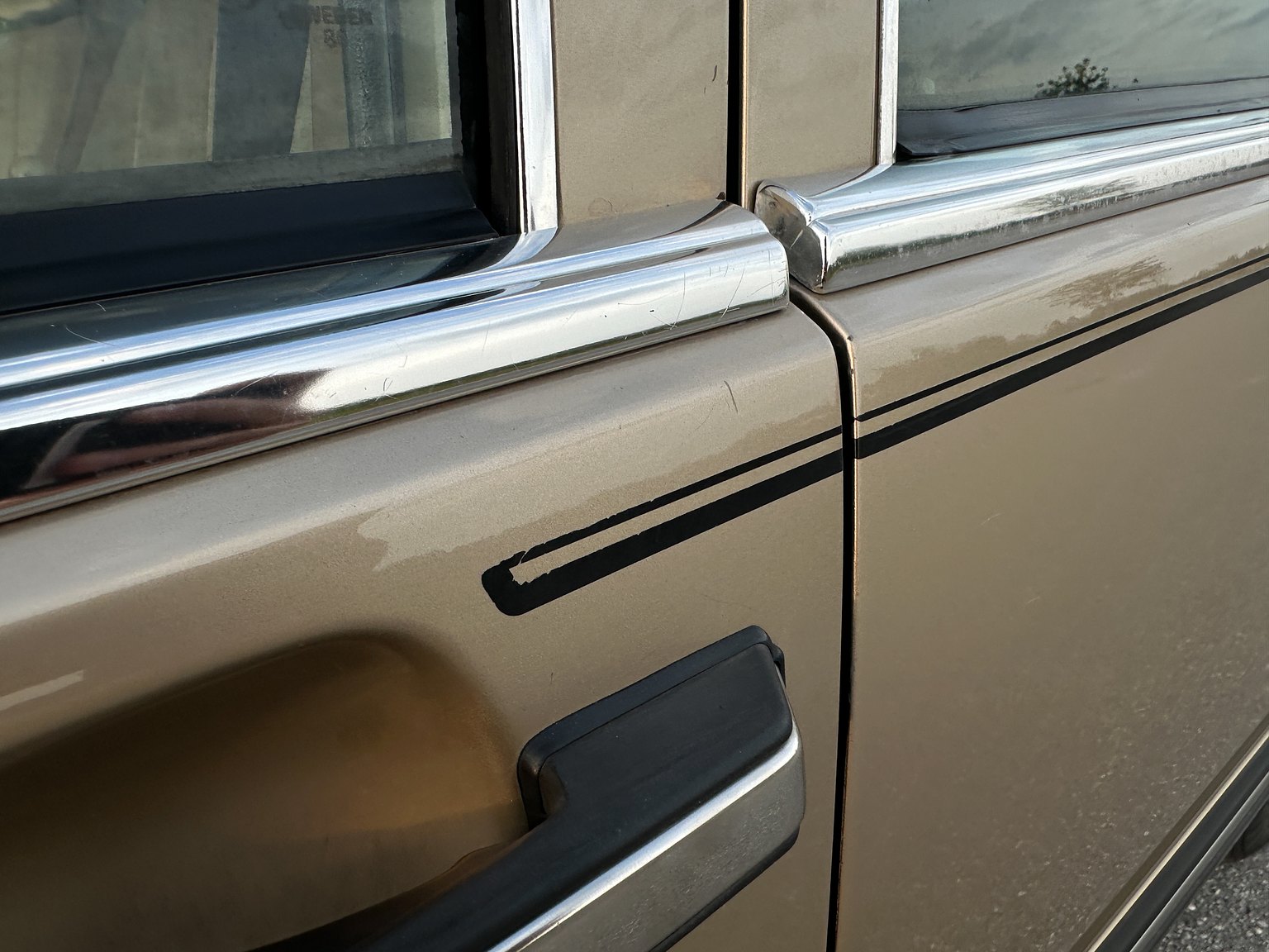 Exterior image of 1986 Volvo 760 GLE 2.8 V6 Automatisk