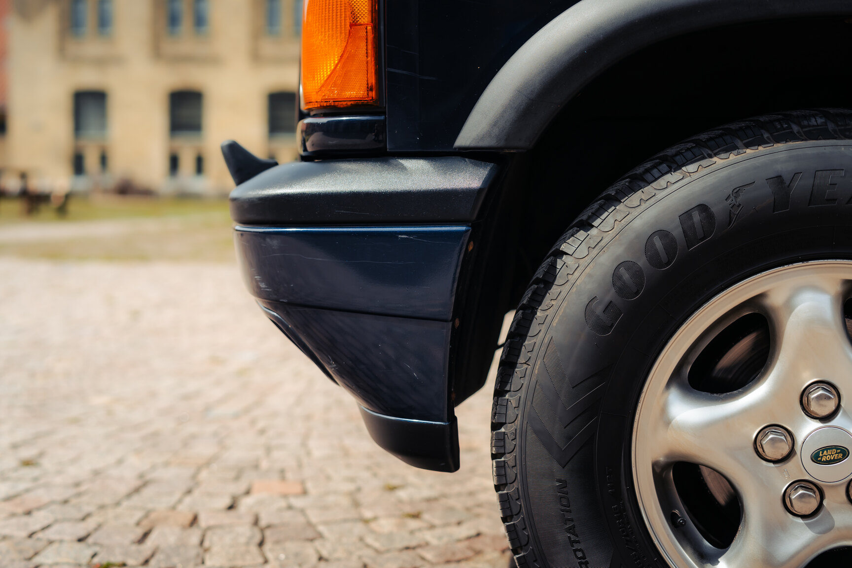 Exteriörbild på 1999 Landrover Discovery II V8