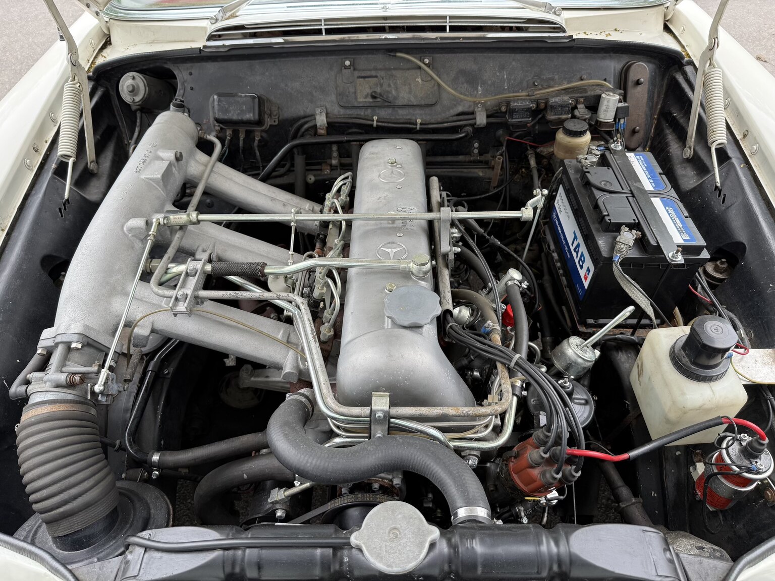 1963 Mercedes-Benz 220 SE, Mekanik