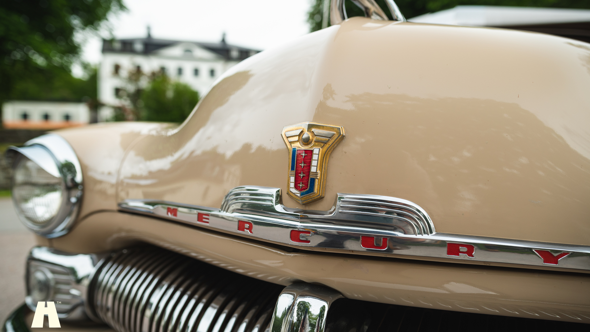 Exterior image of 1950 Mercury Eight Sport Sedan