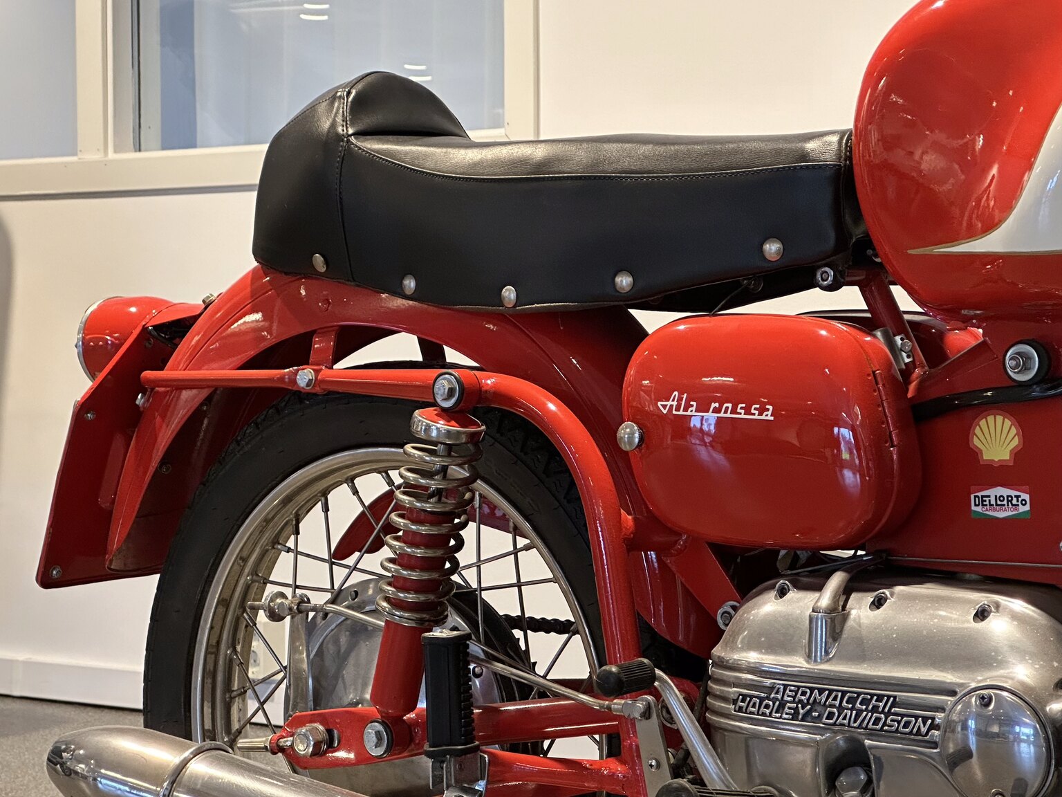Exterior image of 1963 Aermacchi Harley-Davidson Ala Rossa