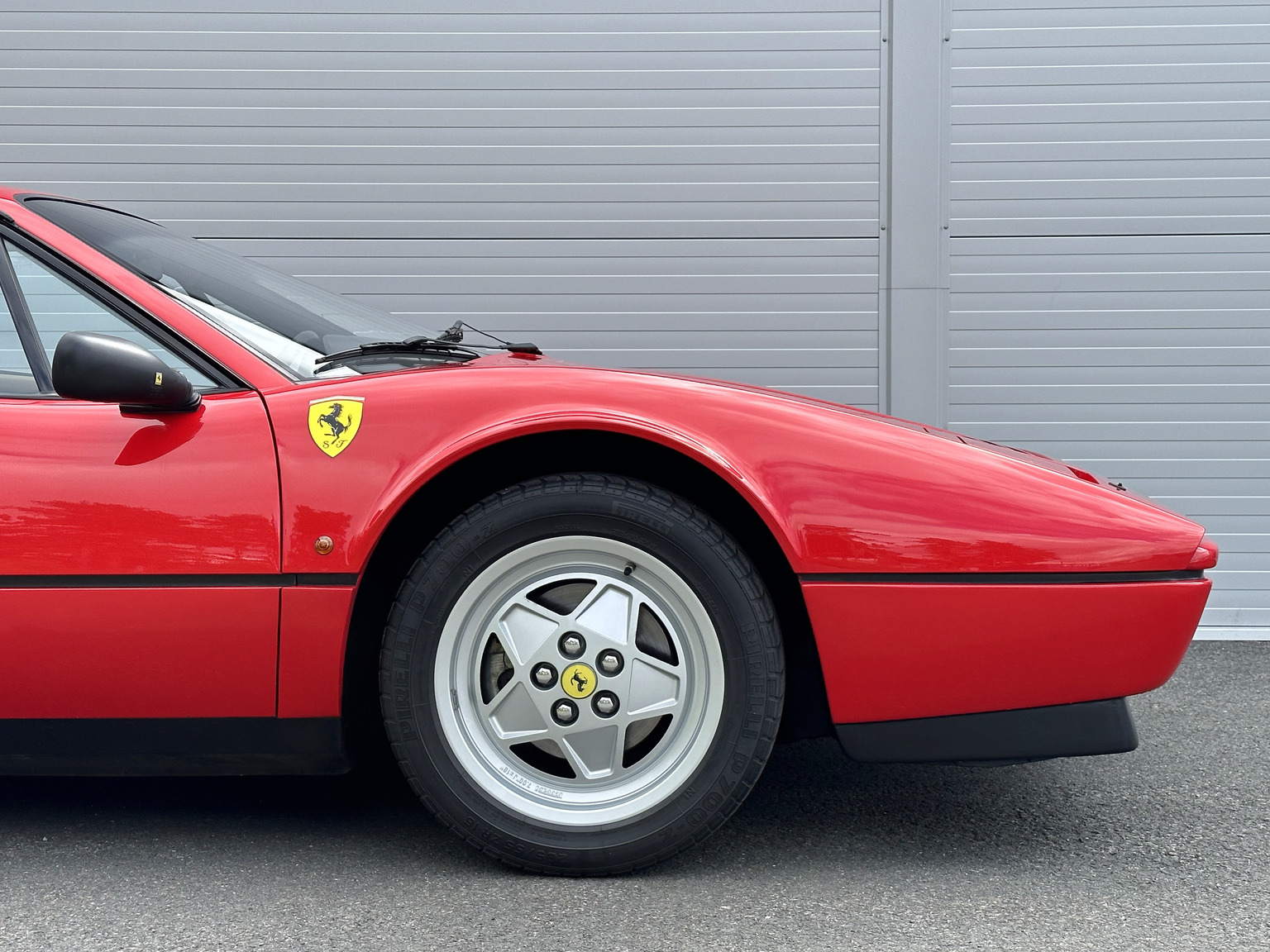 Exteriörbild på 1988 Ferrari 328 GTB