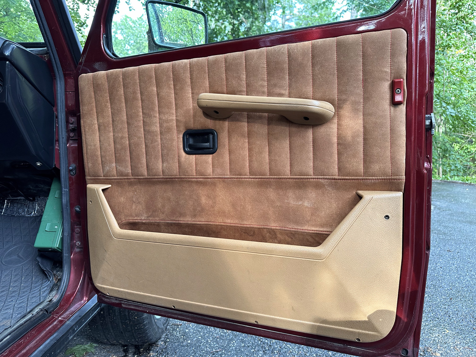 Interiörbild 1986 Mercedes 280 GE