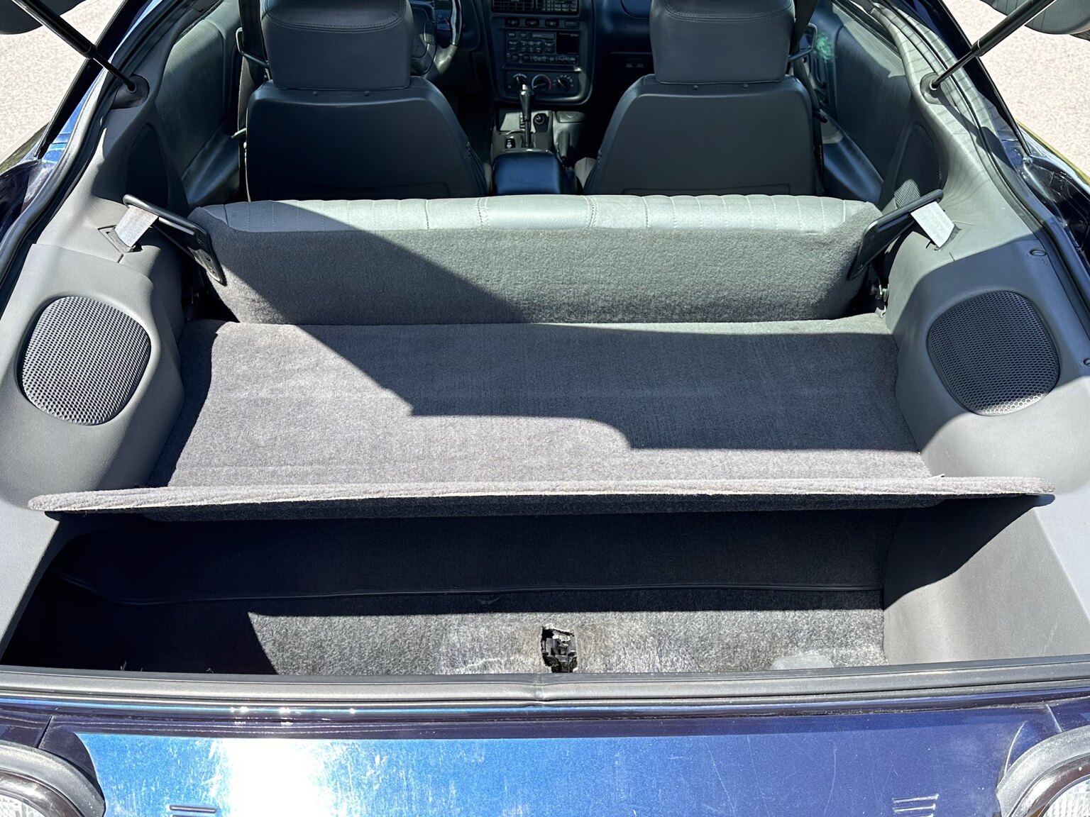 Innenraumfoto von 1999 Chevrolet Camaro Z28
