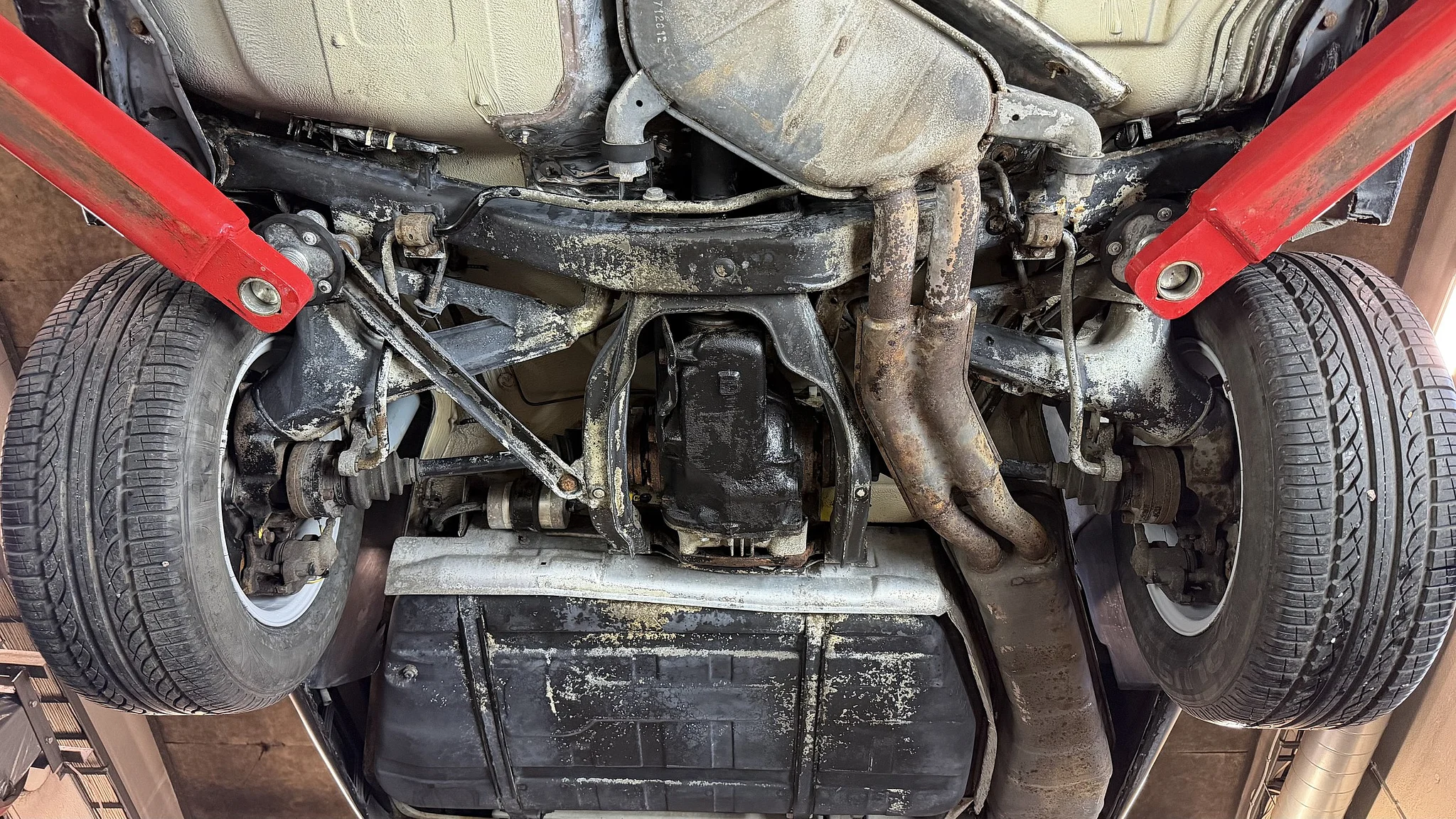 Image of 1988 BMW 535i - NO RESERVE mechanics (52)