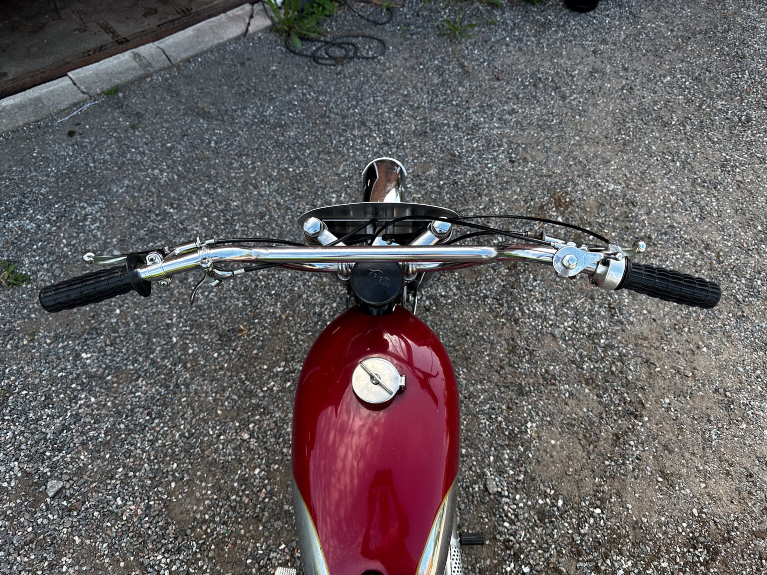 Aussenfoto 1954 Ariel HS 500