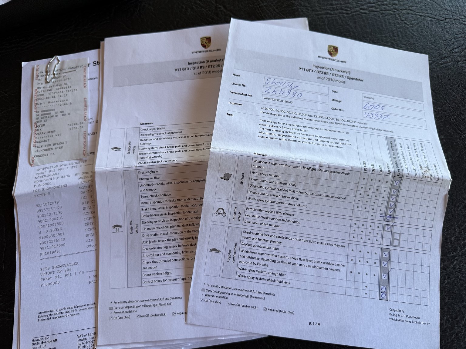 Documentation for 2018 PORSCHE 911 GT3 (9)