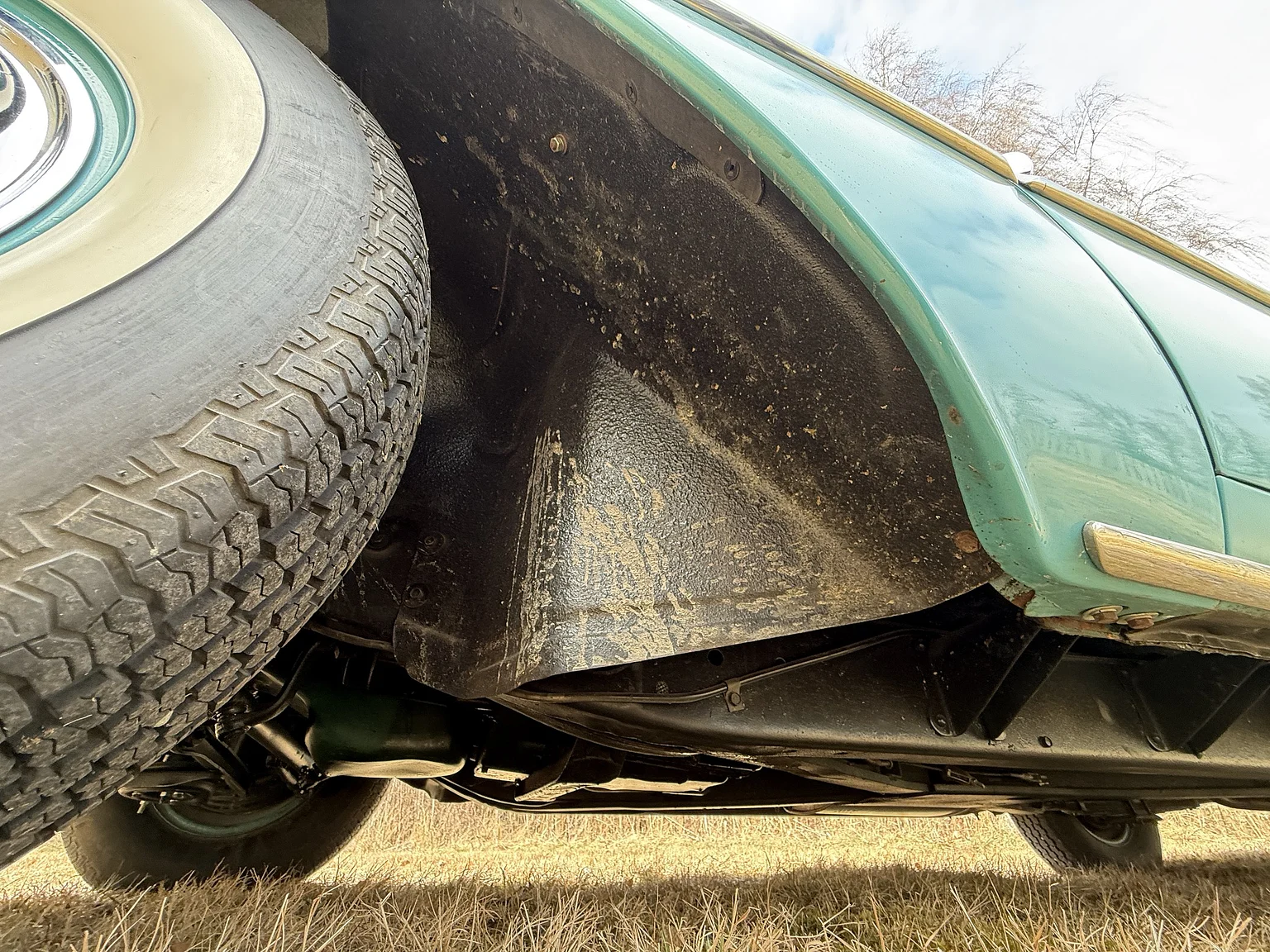 Image of 1955 Oldsmobile Super 88 mechanics (36)