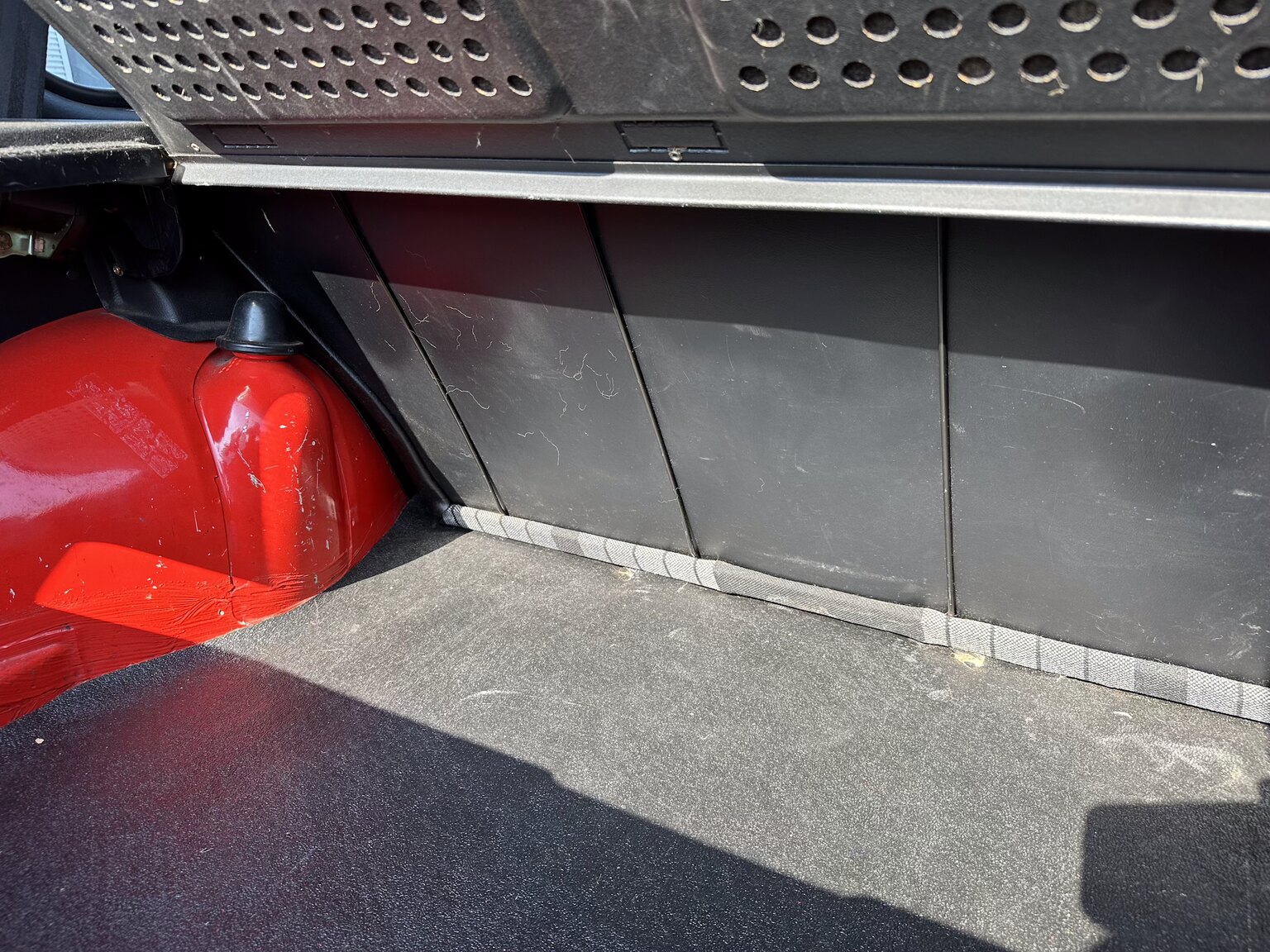 Innenraumfoto von 1984 Volkswagen Golf GTI