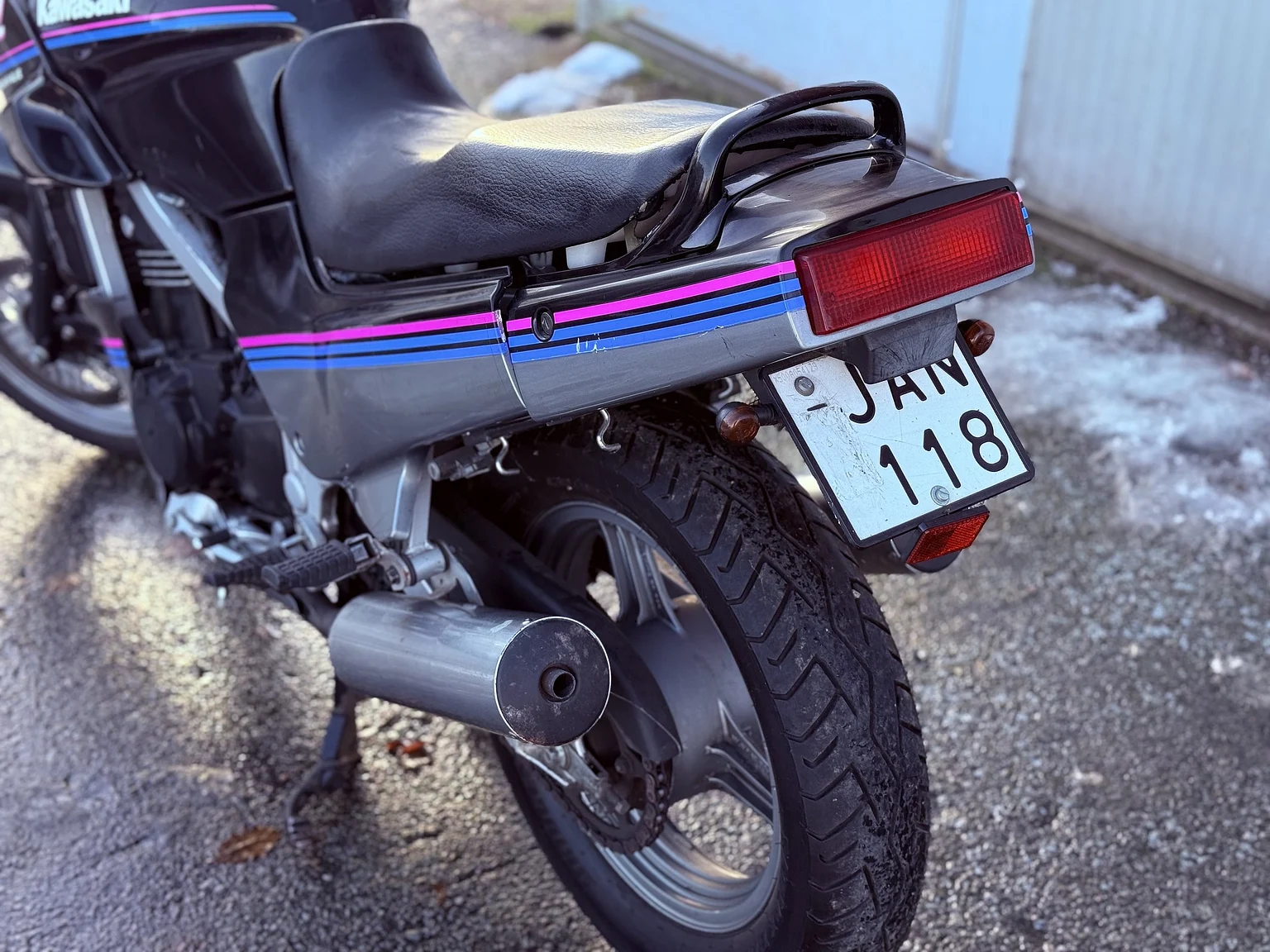 Exterior image of 1991 Kawasaki EX500 Ninja (4)