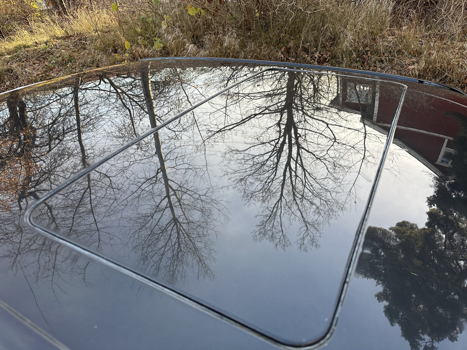 Exteriörbild på 1988 Mercedes 560 SEC