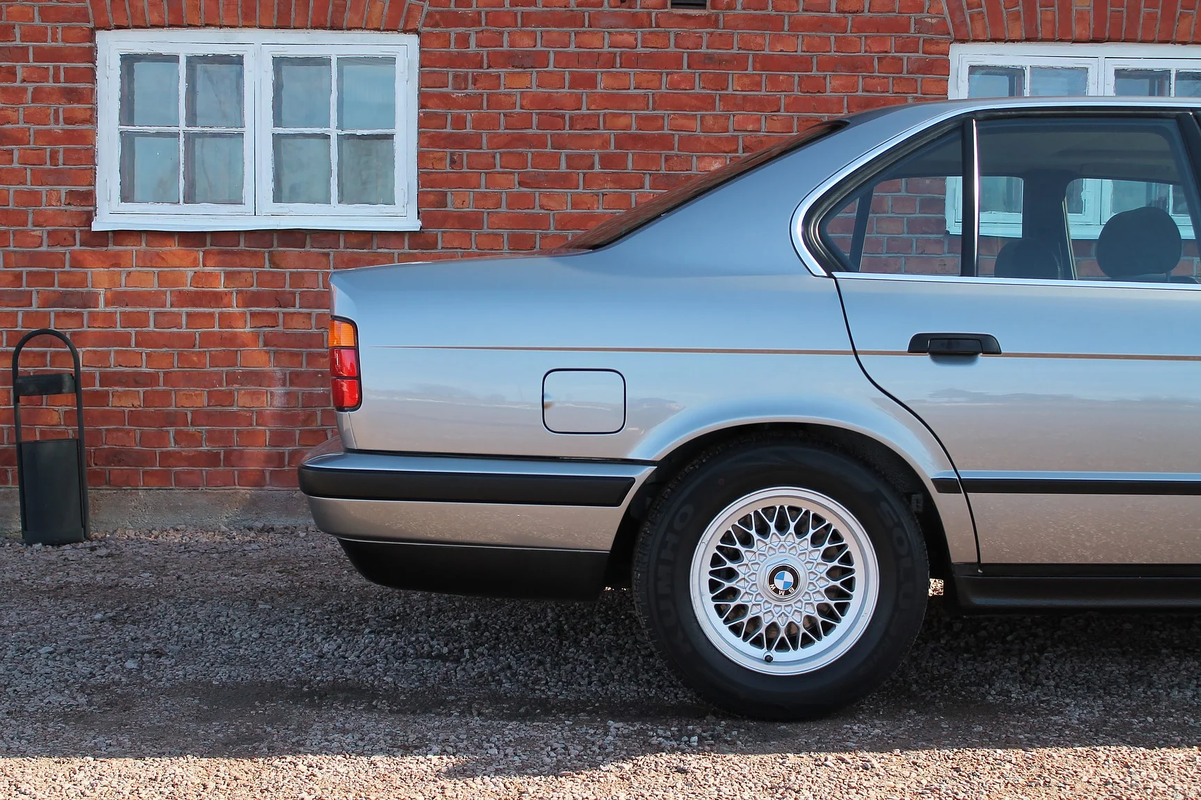 Exterior image of 1988 BMW 535i - NO RESERVE (34)