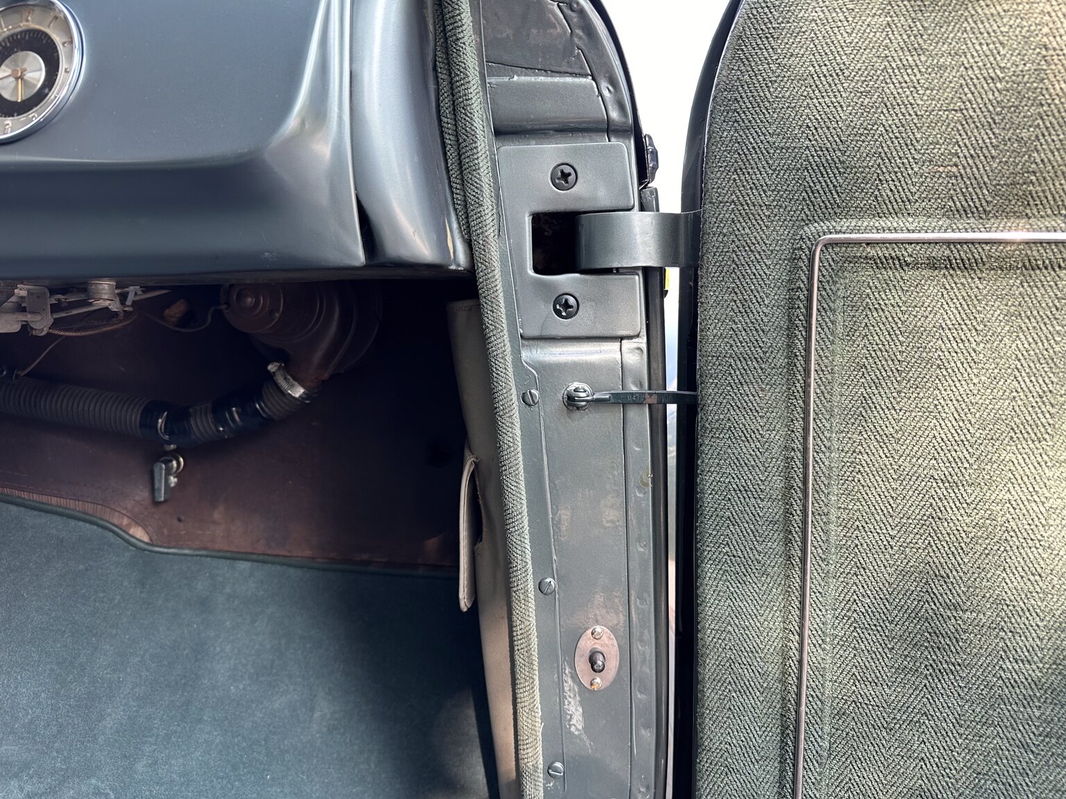 Interior image of Buick Sedan Special 8
