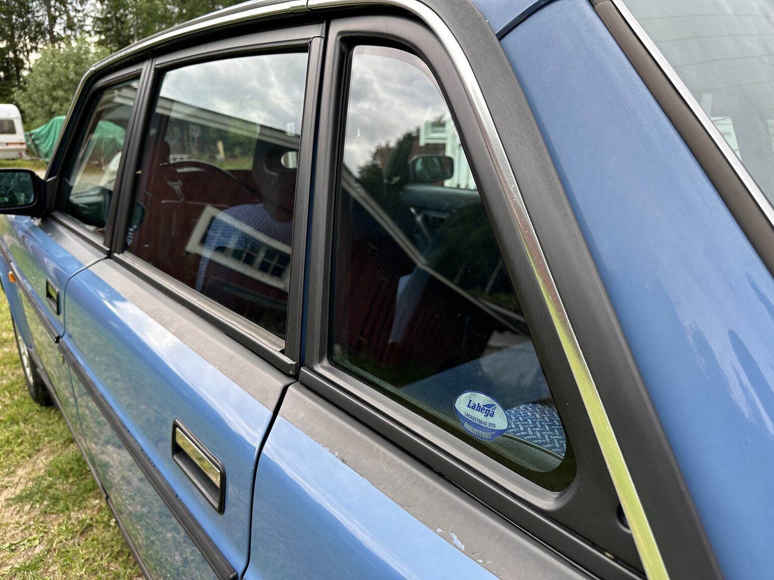 Exteriörbild på 1986 Volvo 244