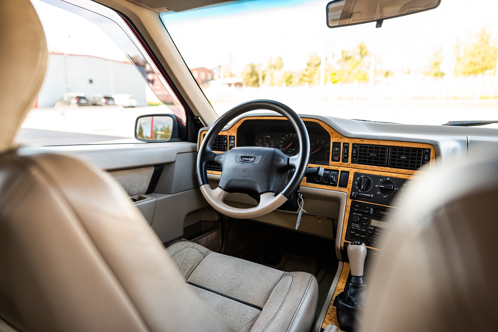 Interior image of 1996 Volvo 850 R