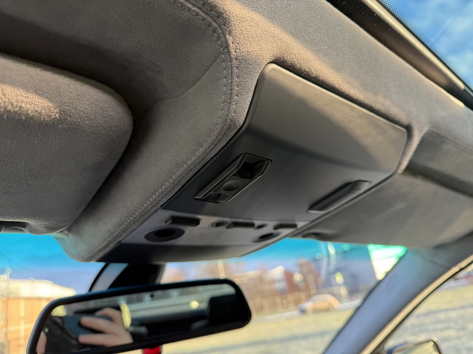 Interior image of 2003 BMW 760i (19)