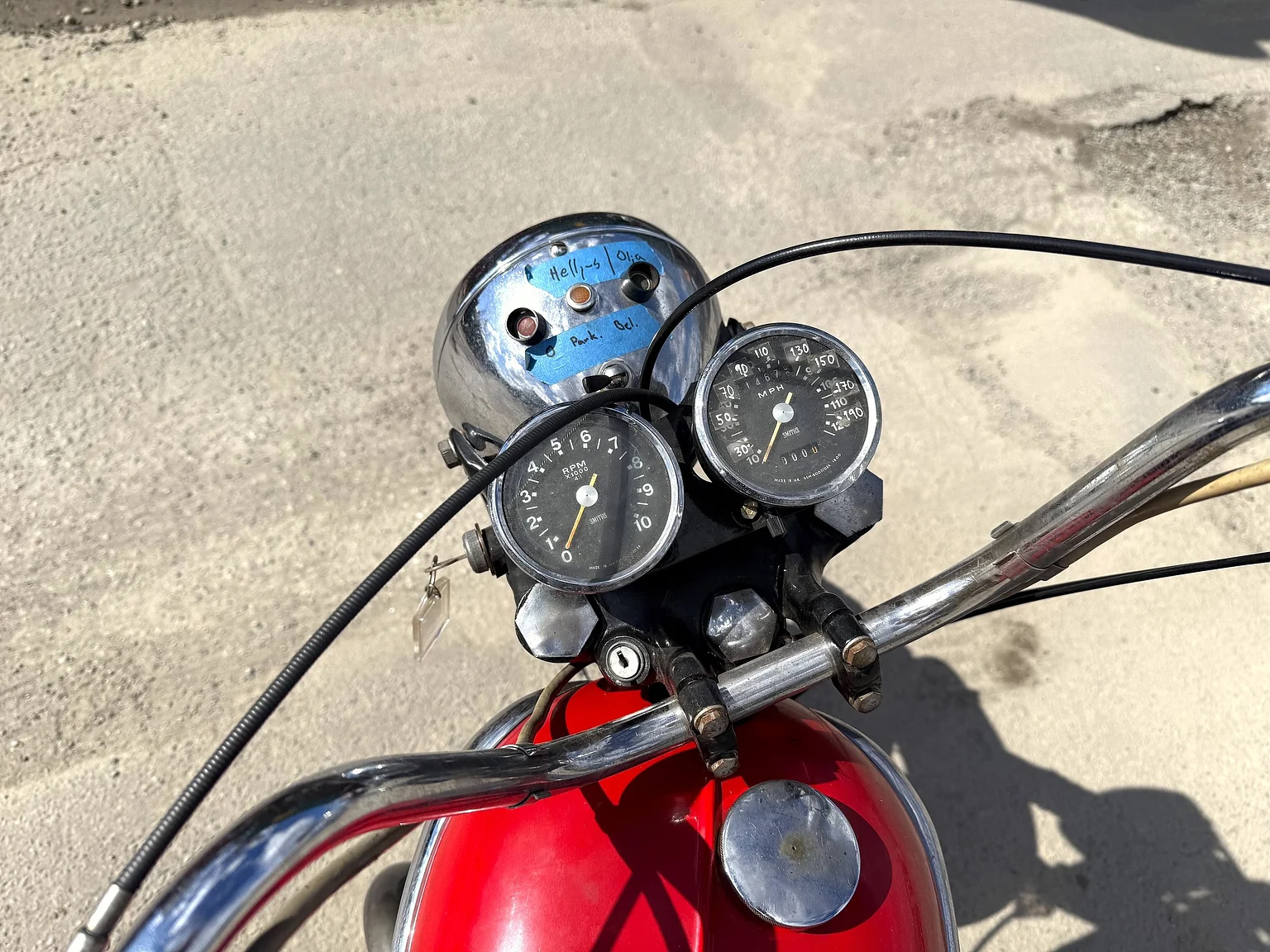 Aussenfoto 1971 Triumph Daytona 500 (9)