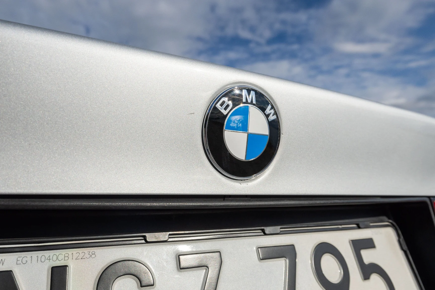 Exteriörbild på 1991 BMW 850i (28)