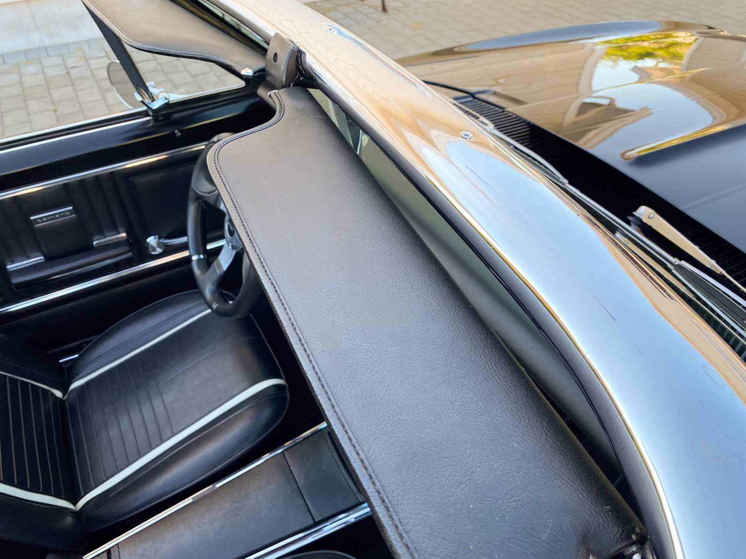 Innenraumfoto von 1967 Chevrolet Camaro 383ci Convertible (31)