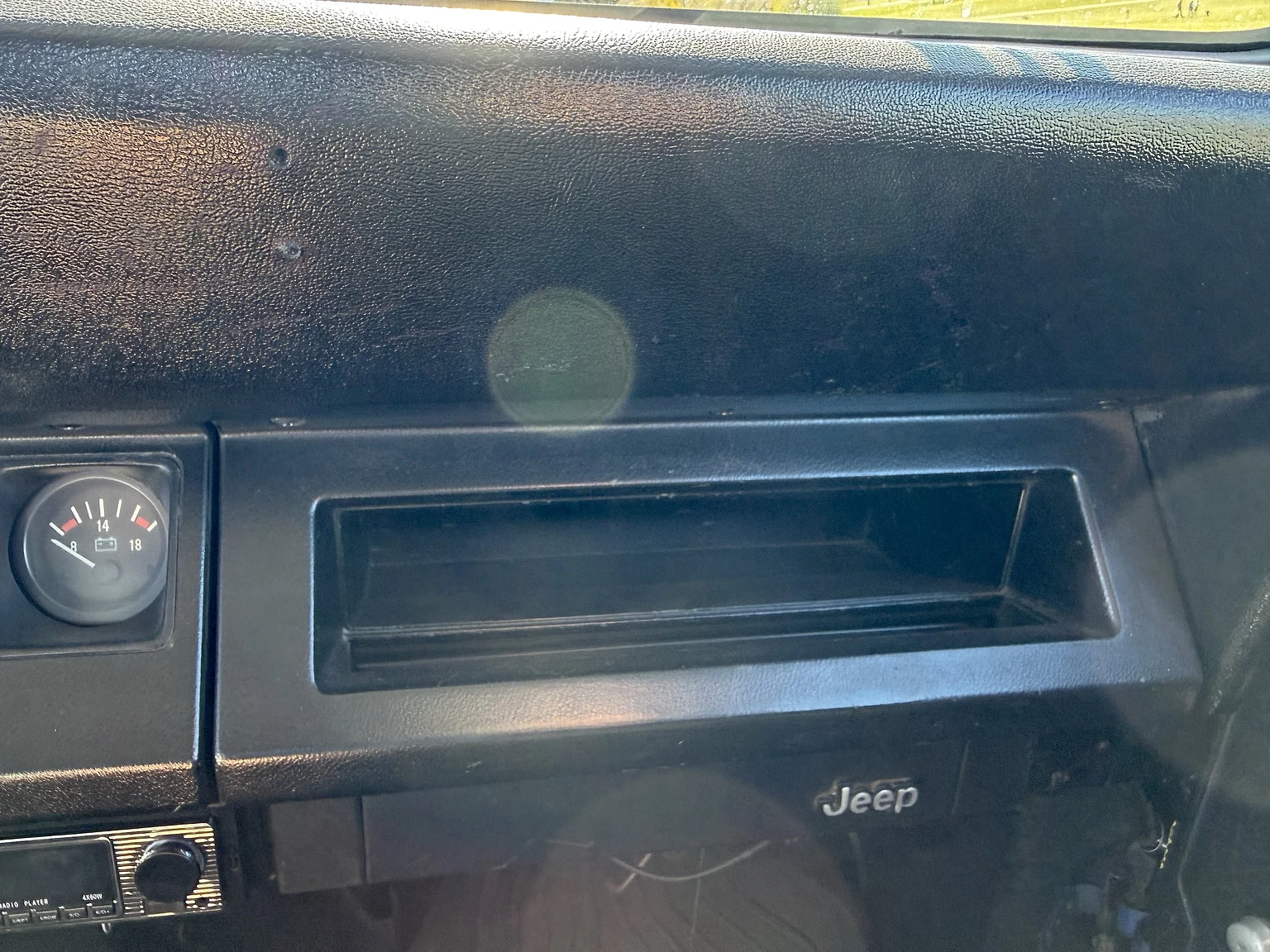 Exterior image of 1990 Jeep Wrangler Islander (87)