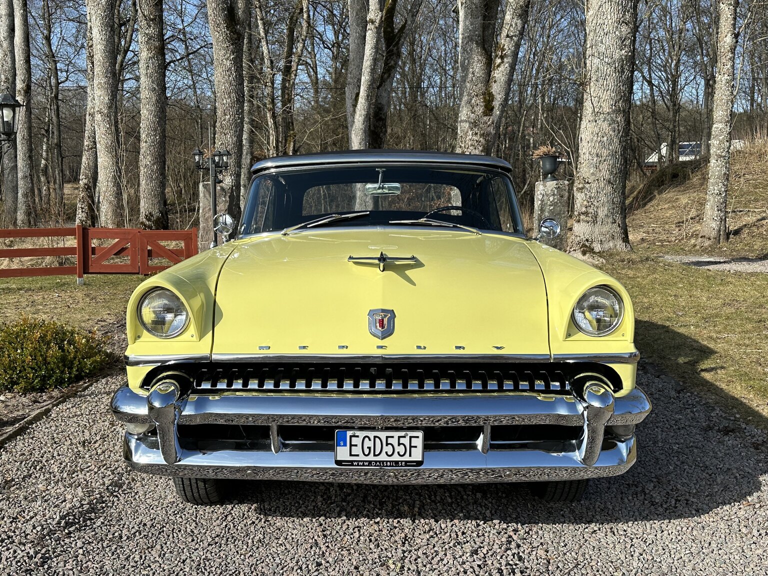 Exteriörbild på 1955 Mercury Montclair
